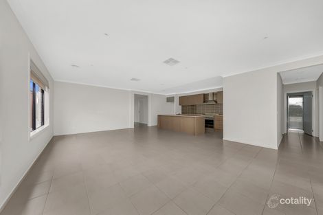 Property photo of 6 Beaury Avenue Cobblebank VIC 3338