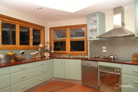 Property photo of 40 Paramount Terrace Seven Hills QLD 4170