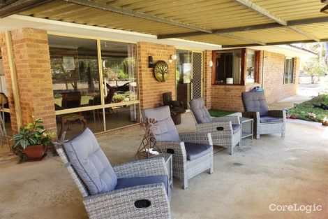 Property photo of 13 Greenwood Way Barragup WA 6209