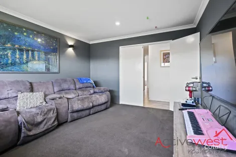 Property photo of 15 Pepper Gate Waggrakine WA 6530
