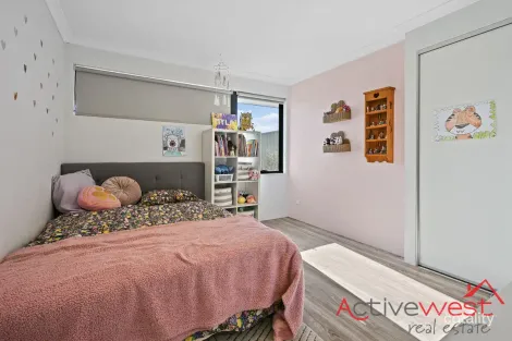 Property photo of 15 Pepper Gate Waggrakine WA 6530