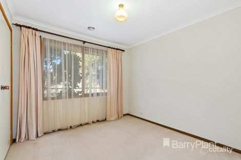 Property photo of 2 Howitt Court Werribee VIC 3030