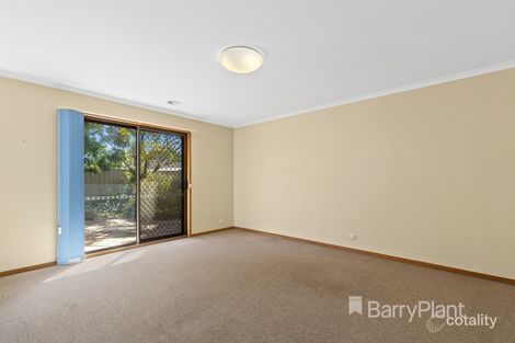 Property photo of 2 Howitt Court Werribee VIC 3030