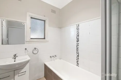 Property photo of 15/15A Conway Avenue Cambridge Park NSW 2747
