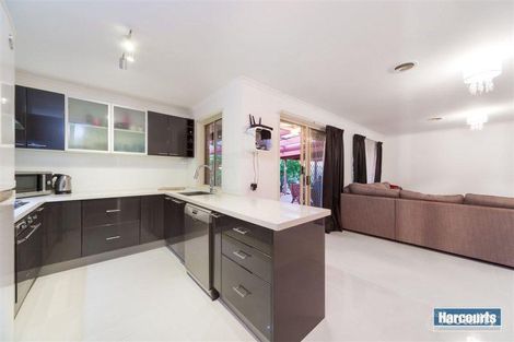 Property photo of 319 Ormond Road Narre Warren South VIC 3805