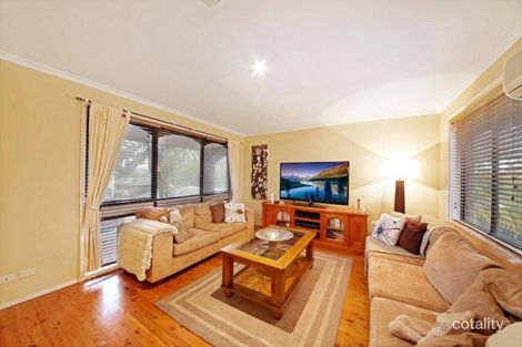 Property photo of 13 Aminya Crescent Bradbury NSW 2560