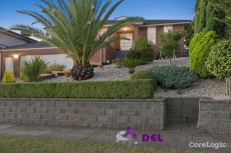 Property photo of 40 George Bass Avenue Endeavour Hills VIC 3802