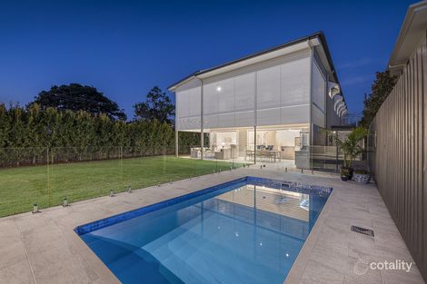 18 Doncaster St, Hendra, QLD 4011