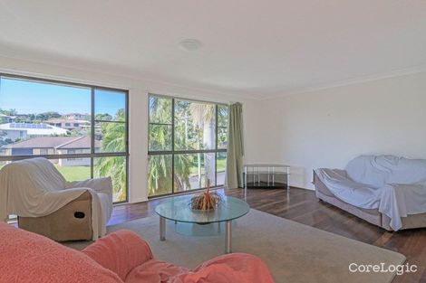 Property photo of 11 Andersen Avenue Urraween QLD 4655