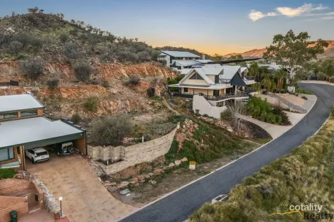 Property photo of 13 Range Crescent Desert Springs NT 0870