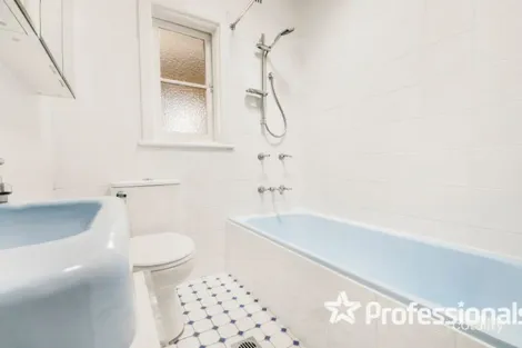 Property photo of 22 Golsby Street West Bathurst NSW 2795