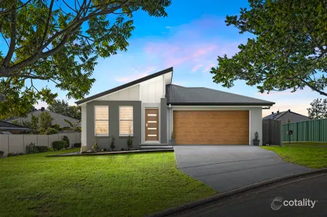 Property photo of 7 Stringybark Close Fletcher NSW 2287