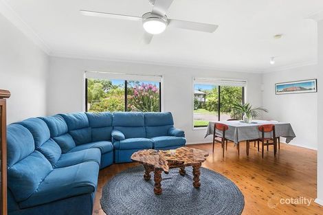 Property photo of 7 Jean Avenue Berkeley Vale NSW 2261