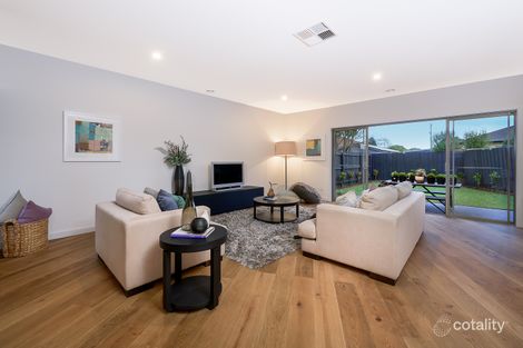 Property photo of 2/1 Dover Court Mulgrave VIC 3170