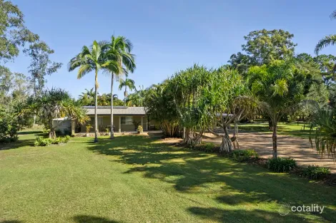 9a Amaroo Pl, Cooroibah, QLD 4565