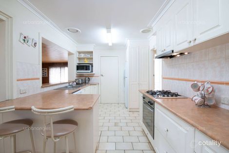 Property photo of 5 Allanfield Crescent Wantirna South VIC 3152