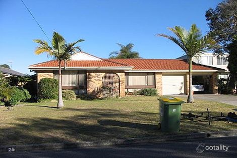 25 Paterson St, Norah Head, NSW 2263