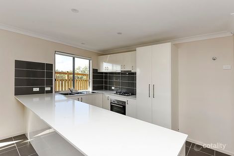 Property photo of 18 Stradbroke Crescent Springfield Lakes QLD 4300