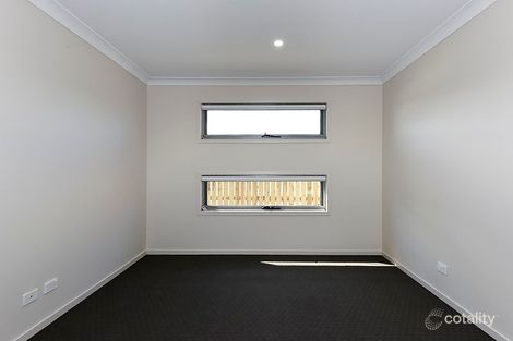 Property photo of 18 Stradbroke Crescent Springfield Lakes QLD 4300