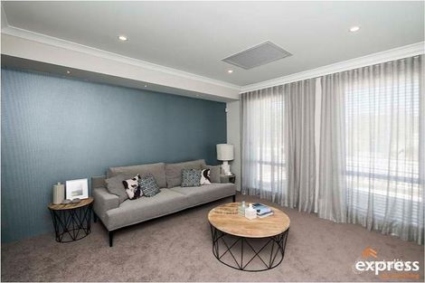 Property photo of 52 Jennapullin Crescent Ellenbrook WA 6069