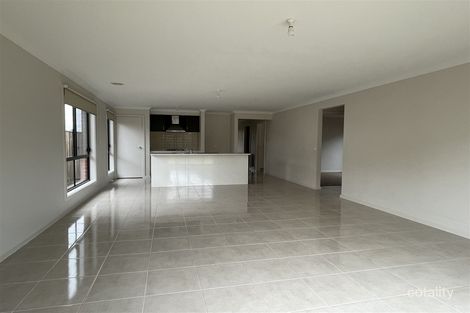 Property photo of 40 Longshore Drive Clyde North VIC 3978