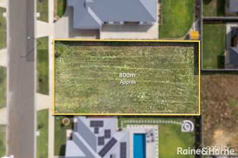 Property photo of 11 Lindquist Drive Gisborne VIC 3437