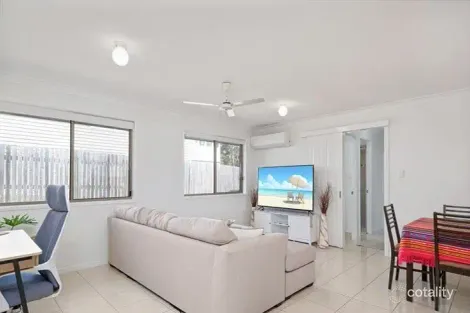 Property photo of 73 Carbeen Drive Taranganba QLD 4703