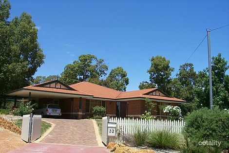 32 Ind St, Lesmurdie, WA 6076