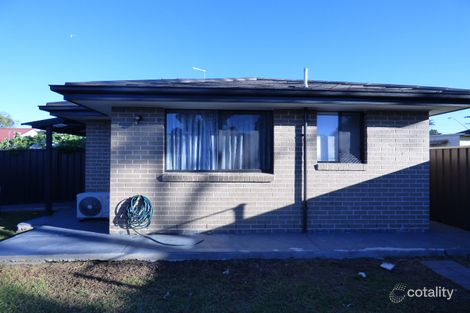 Property photo of 52 Parliament Road Macquarie Fields NSW 2564