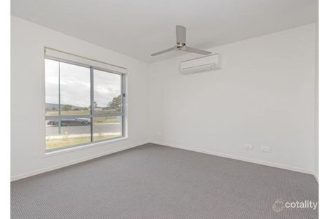 Property photo of 2/13 Parkview Drive Glenvale QLD 4350