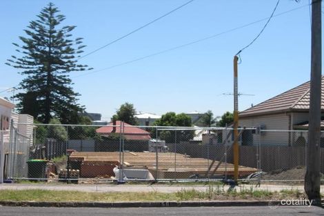 58 River St, Newport, VIC 3015