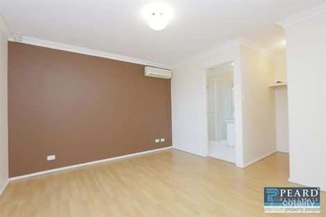 Property photo of 28 Lydiard Retreat Canning Vale WA 6155