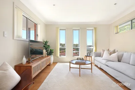 Property photo of 3 Terra Place Figtree NSW 2525