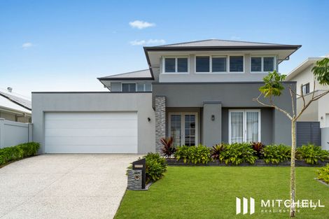1919 Sunningdale Ct, Hope Island, QLD 4212