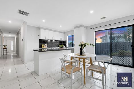 Property photo of 30 Larissa Street Tarneit VIC 3029