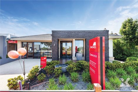 Property photo of 3 Newmarket Parade Mickleham VIC 3064