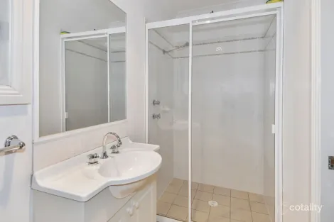 Property photo of 12 Sapphire Crescent Kelso NSW 2795