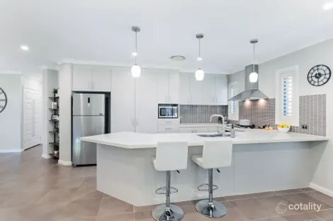 Property photo of 4 Sanderling Crescent Cranebrook NSW 2749