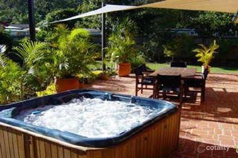 Property photo of 8 Guyra Avenue Burleigh Heads QLD 4220