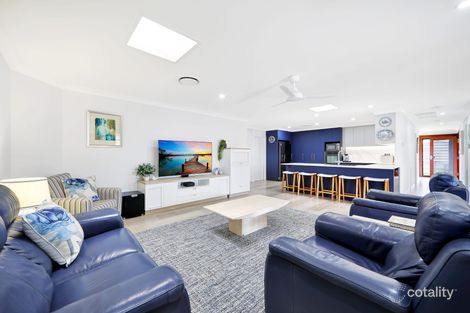 Property photo of 18 Andy Kemp Place Bargara QLD 4670