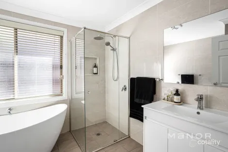 Property photo of 40 Brampton Drive Beaumont Hills NSW 2155