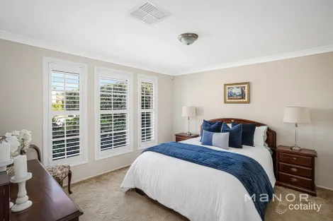 Property photo of 40 Brampton Drive Beaumont Hills NSW 2155