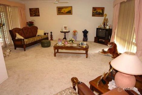 Property photo of 4 Bexley Place Helensvale QLD 4212