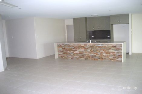 Property photo of 10 Narrabeen Street Blacks Beach QLD 4740
