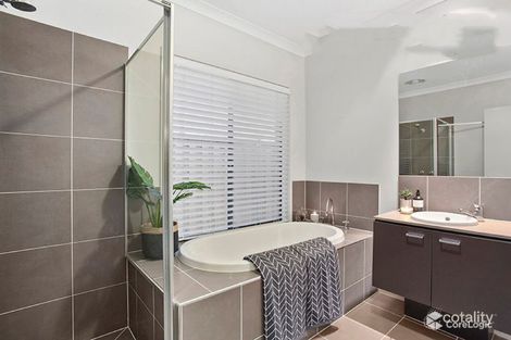 Property photo of 8 Bluebell Way Keysborough VIC 3173