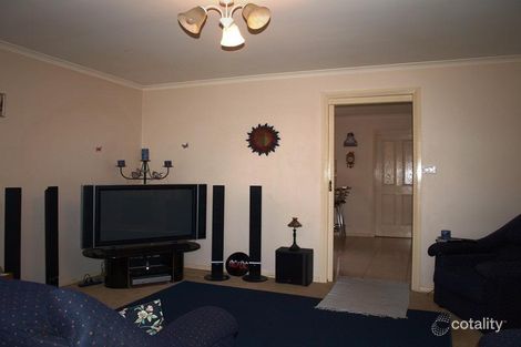 Property photo of 19 Cassia Road Melton VIC 3337