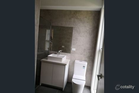 Property photo of 2/31 Boronia Grove Doncaster East VIC 3109