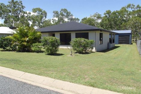 25 Ramp Rd, St Helens Beach, QLD 4798