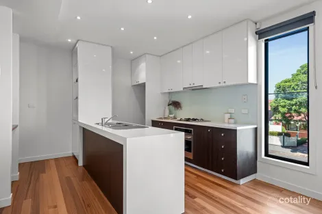 Property photo of 32 Gladstone Street Moonee Ponds VIC 3039