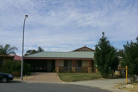 10 Walich Pl, South Guildford, WA 6055